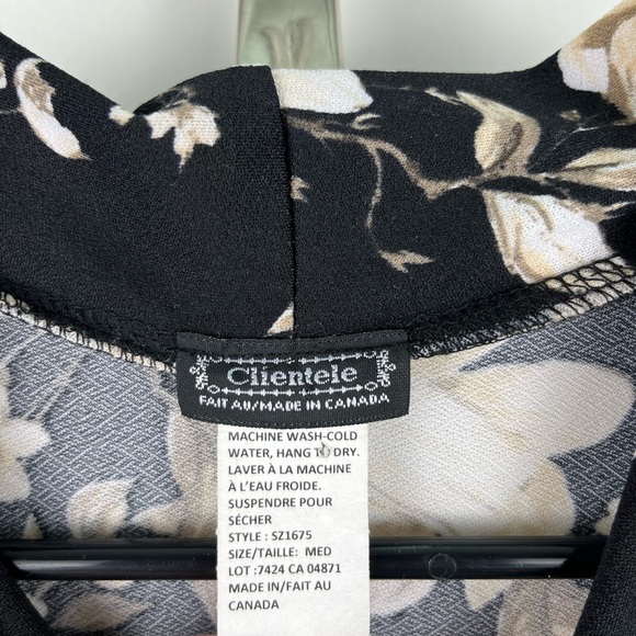 Clientele Floral V-Neck Blouse Black & Cream Print Women’s Size Medium - Picture 3 of 6